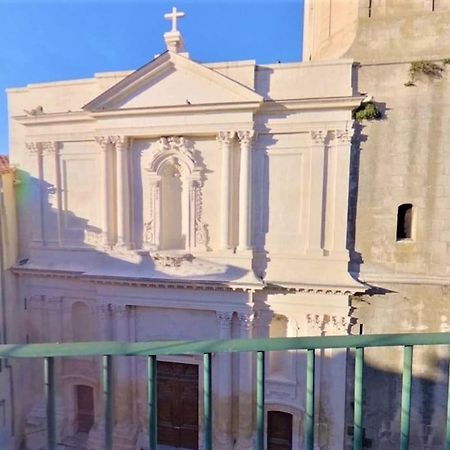 شقة La Terrasse Ensoleillee Arles Camargue المظهر الخارجي الصورة