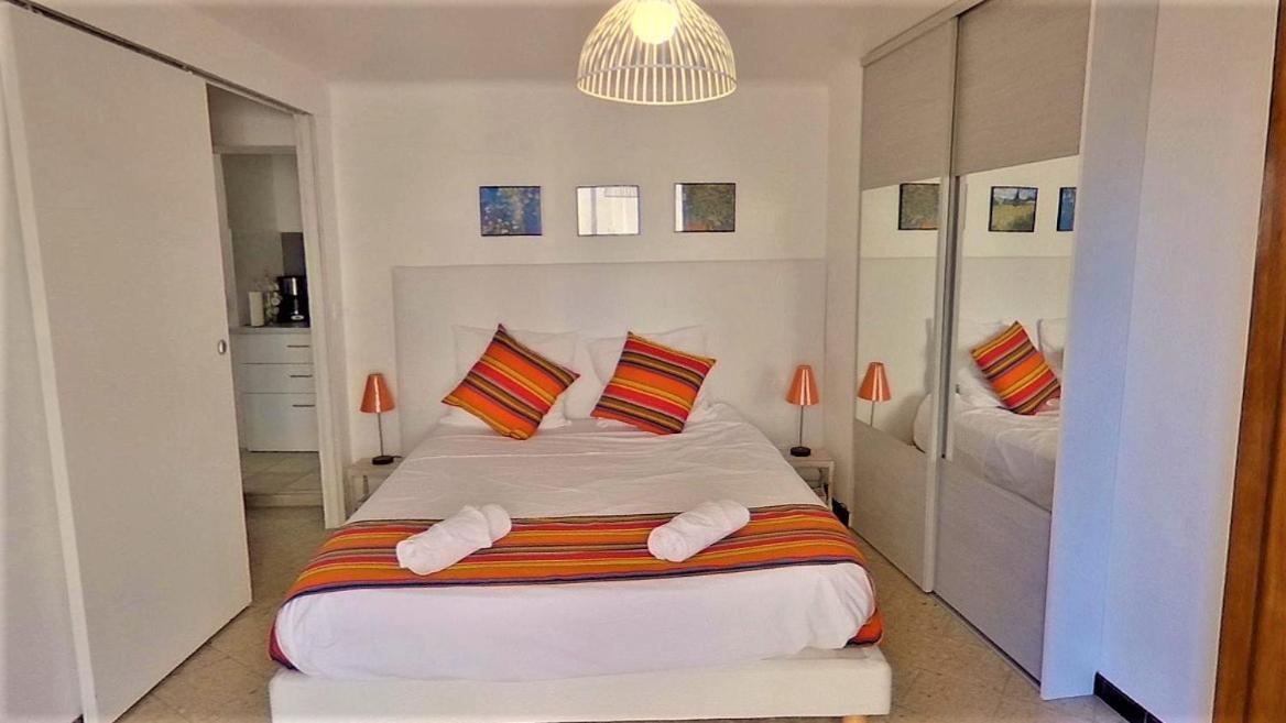 شقة La Terrasse Ensoleillee Arles Camargue المظهر الخارجي الصورة